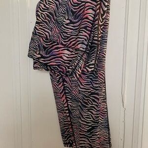 XL Pro Player Pink and Black Zebra Print Leggings